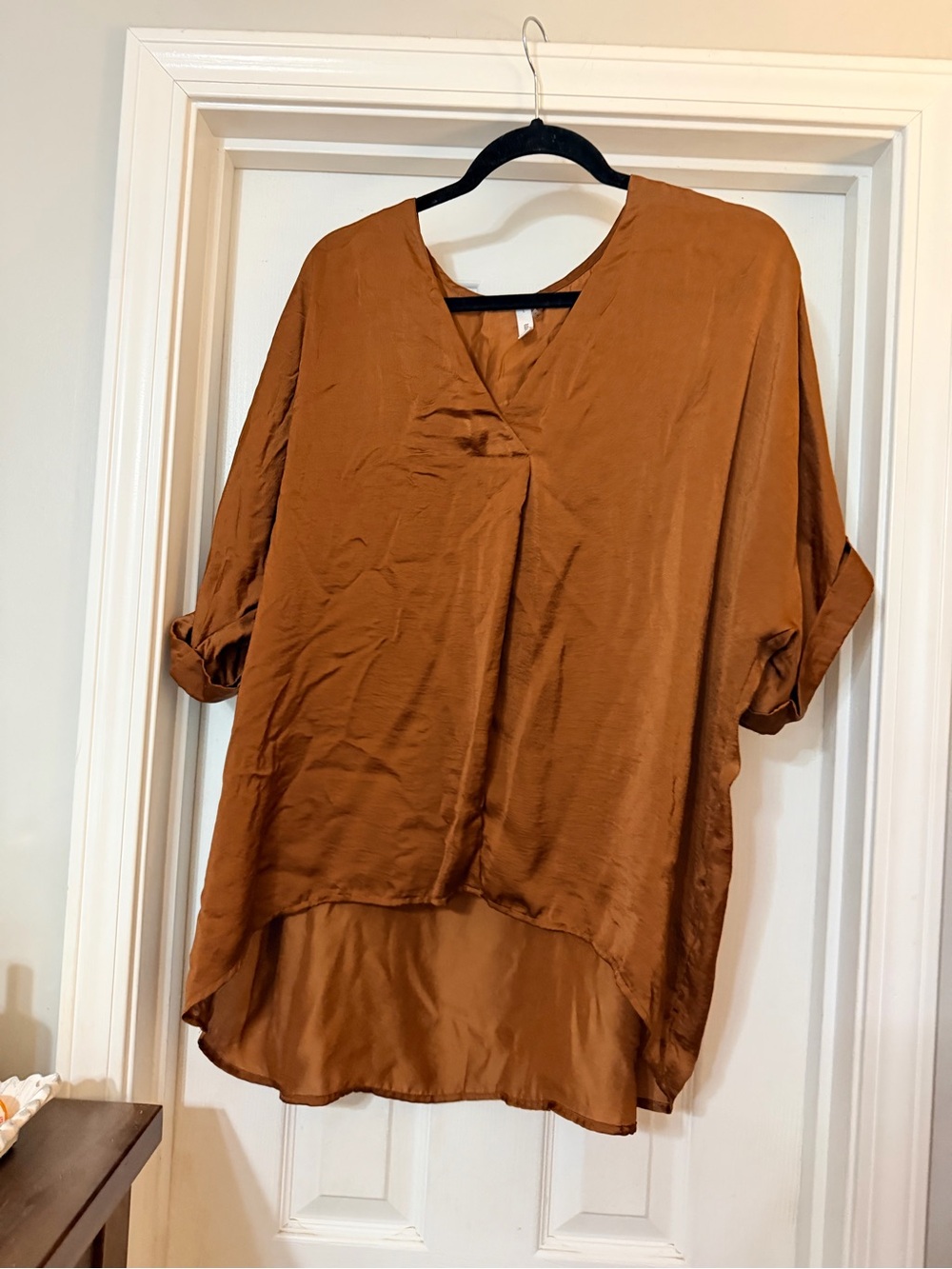 Blush Oversized V-Neck High-Low Tunic in Rust Brown
